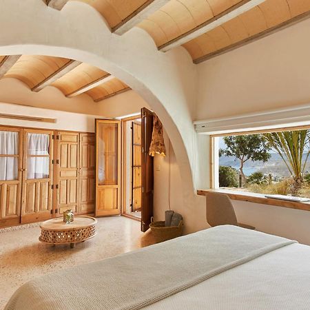Equilicua Hotel Agua Amarga  Ngoại thất bức ảnh