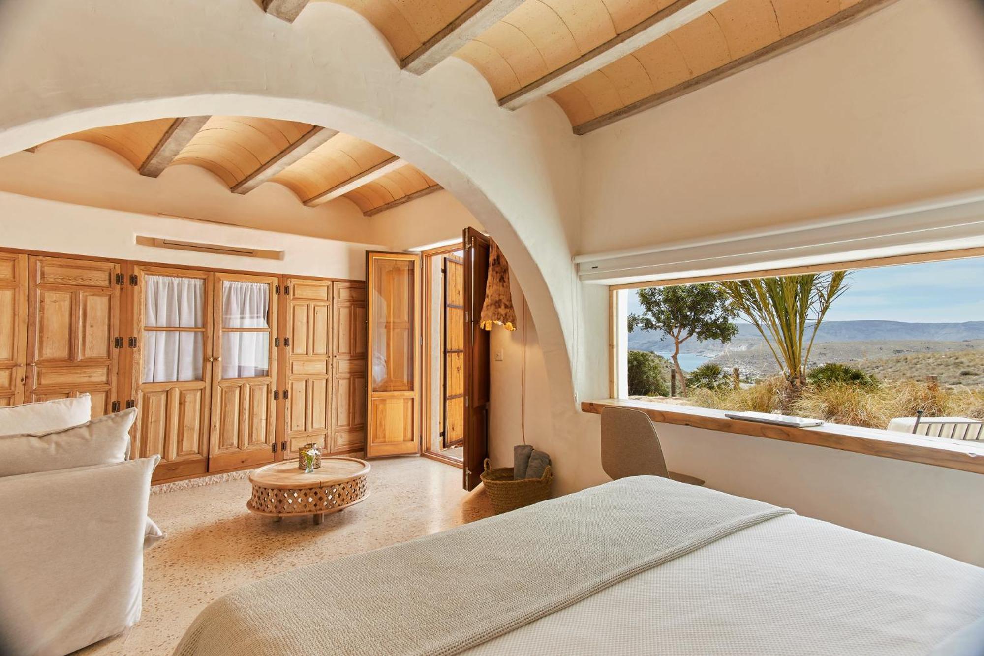 Equilicua Hotel Agua Amarga  Ngoại thất bức ảnh